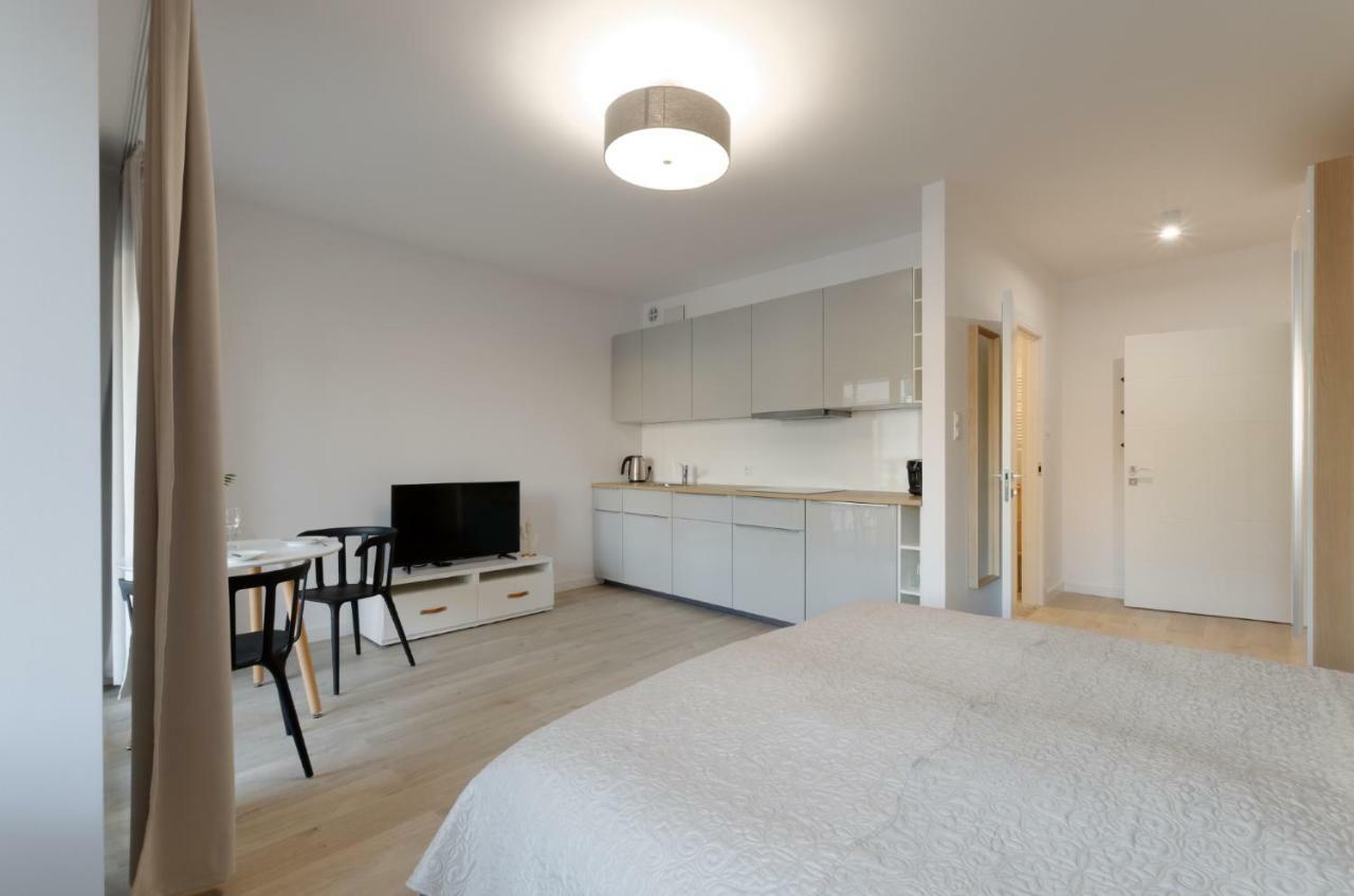 Apple Green Apartments 포즈난 외부 사진